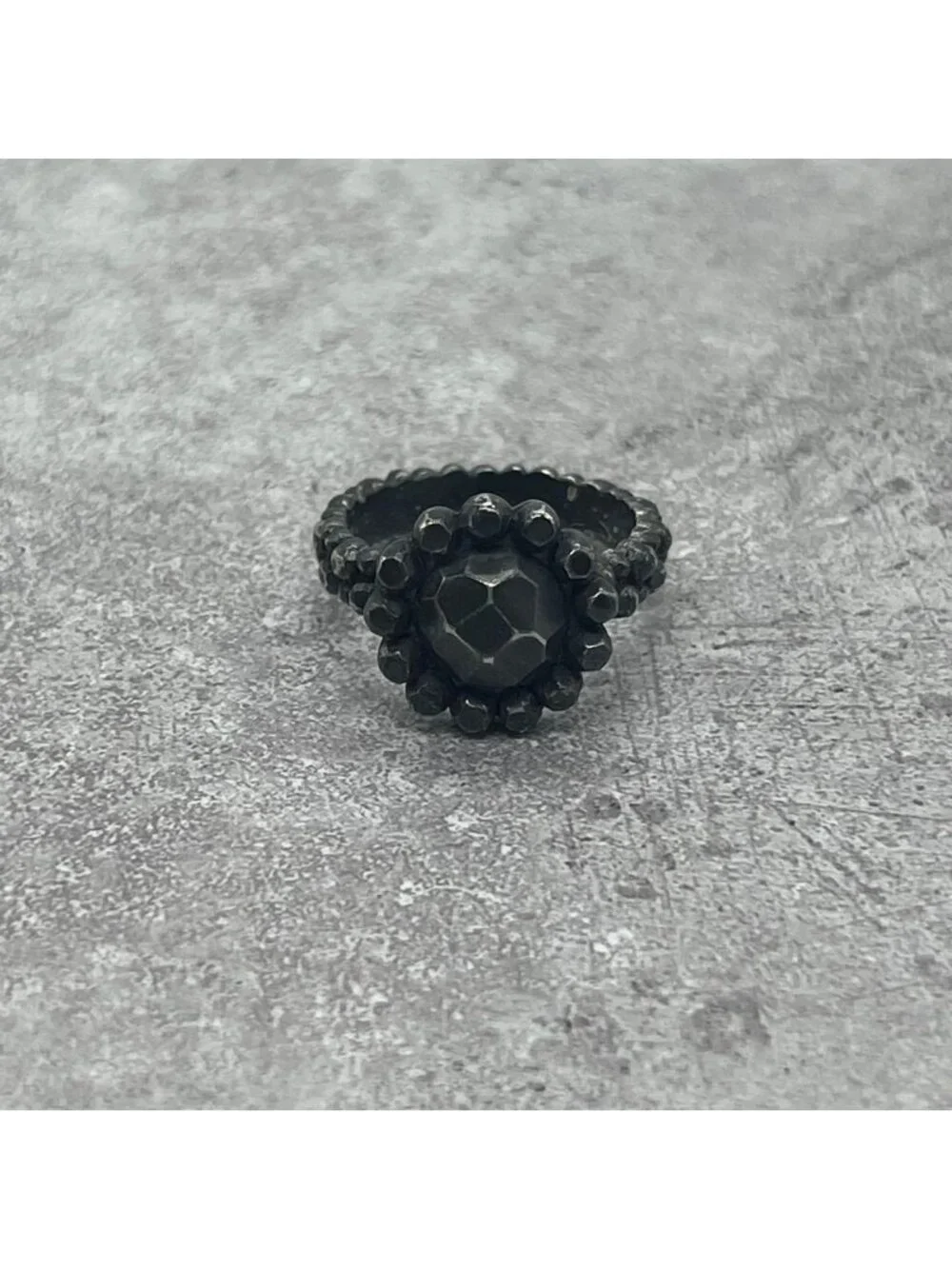 Bottega Veneta Flower Motif Ring